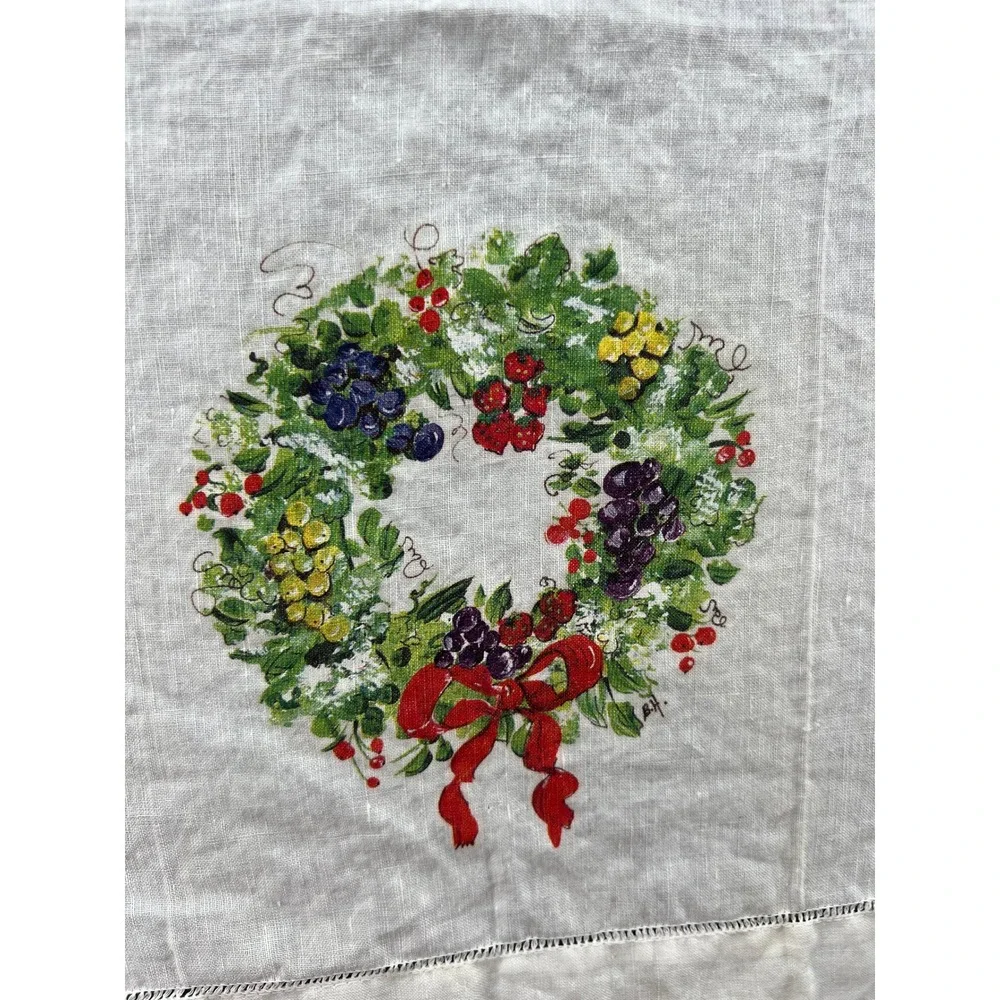 Vintage White Linen Hand Towel Fruit Wreath Hemstitch Guest Towel 13x21 B.H.
